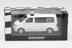 Volkswagen T5 Multivan Bundeswehr Záchranář Prototyp Minichamps 1:43 400052291-P1 Kov – obrázek 4 z 4
