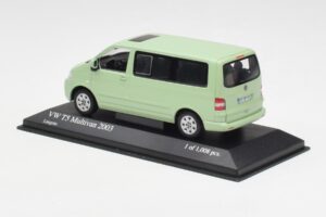 Volkswagen T5 Multivan California Limetkový Minichamps 1:43 400052201 Kov – obrázek 3 z 4