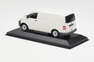 Volkswagen T5 Transporter Bílý Minichamps 1:43 T5002-B Kov – obrázek 3 z 4