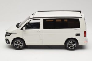 Volkswagen T6.1 California Ocean Candy White Otto 1:18 OT488 Pryskyřice – obrázek 3 z 6