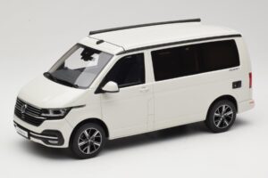 Volkswagen T6.1 California Ocean Candy White Otto 1:18 OT488 Pryskyřice