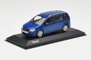 Volkswagen Touran Modrý Minichamps 1:43 TOURAN002 Kov – obrázek 2 z 4