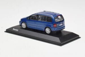 Volkswagen Touran Modrý Minichamps 1:43 TOURAN002 Kov – obrázek 3 z 4