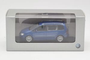 Volkswagen Touran Modrý Minichamps 1:43 TOURAN002 Kov – obrázek 4 z 4