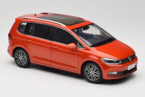 Volkswagen Touran 5T Oranžový Paudi Model 1:18 ZVE000003ORA Kov – obrázek 6 z 8