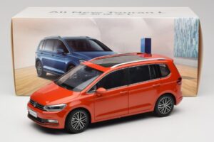 Volkswagen Touran 5T Oranžový Paudi Model 1:18 ZVE000003ORA Kov – obrázek 8 z 8