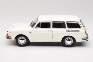 Volkswagen Type 3 1600 L Variant Policie Minichamps 1:18 100051091 Kov – obrázek 4 z 8