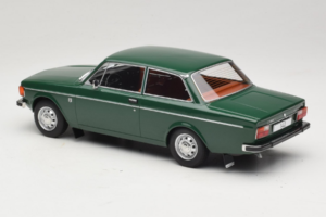 Volvo 142 Zelený MCG 1:18 MCG18005 Kov – obrázek 5 z 6