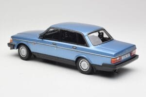 Volvo 240 GL Modrý Metalíza Minichamps 1:18 155171404 Kov – obrázek 5 z 6