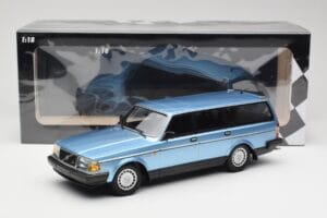 Volvo 240 GL Estate Blue Metallic Minichamps 1:18 155171414 Kov – obrázek 6 z 6