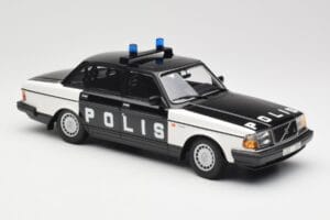Volvo 240 GL Polis Sweden Černý Minichamps 1:18 155171497 Kov – obrázek 4 z 6