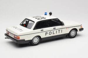 Volvo 240 GL Politi Denmark Minichamps 1:18 155171495 Kov – obrázek 2 z 6