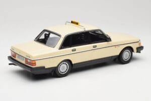 Volvo 240 GL Taxi Minichamps 1:18 155171494 Kov – obrázek 2 z 6
