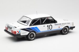 Volvo 240 Turbo #10 R. Francevic Winner ATCC 1986 IXO 1:18 18RMC176 Kov – obrázek 2 z 6