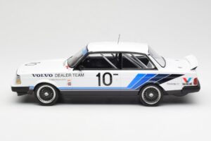 Volvo 240 Turbo #10 R. Francevic Winner ATCC 1986 IXO 1:18 18RMC176 Kov – obrázek 3 z 6