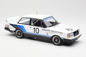Volvo 240 Turbo #10 R. Francevic Winner ATCC 1986 IXO 1:18 18RMC176 Kov – obrázek 4 z 6