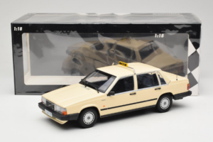 Volvo 740 GL Taxi Německo Minichamps 1:18 155171792 Kov – obrázek 6 z 6