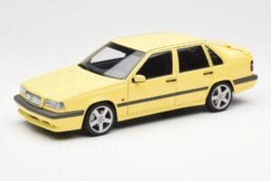 Volvo 850 T-5R Žlutý AUTOart 1:18 79501 Kov