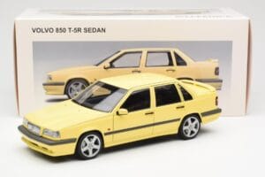 Volvo 850 T-5R Žlutý AUTOart 1:18 79501 Kov – obrázek 8 z 8