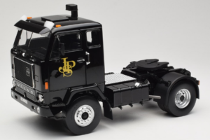 Volvo F88 John Player Special Black MCG 1:18 MCG18217 Kov