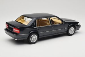 Volvo S90 Royal Blue DNA 1:18 DNA000088 Kov – obrázek 2 z 6