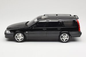 Volvo V70 R P80 Černý DNA 1:18 DNA000232 Kov – obrázek 3 z 6