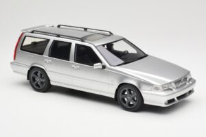 Volvo V70 R P80 Stříbrný DNA 1:18 DNA000155 Kov – obrázek 4 z 6