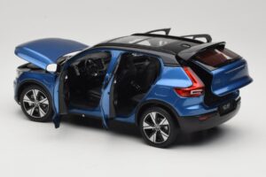 Volvo XC40 Recharge Modrý Metalíza Paudi Model 1:18 2562373 Kov – obrázek 5 z 8