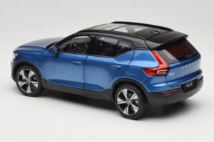 Volvo XC40 Recharge Modrý Metalíza Paudi Model 1:18 2562373 Kov – obrázek 7 z 8