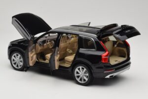 Volvo XC90 Onyx Black Paudi Model 1:18 9430842 Kov – obrázek 5 z 8