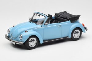 Volkswagen Beetle 1303 Kabriolet Světle Modrý Norev 1:18 188531 Kov