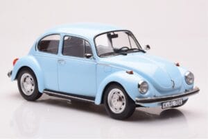 Volkswagen Beetle 1303 Světle Modrý Norev 1:18 188532 Kov – obrázek 4 z 6