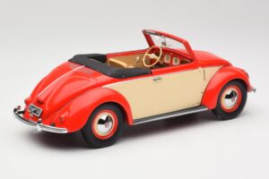 Volkswagen Beetle Hebmuller Kabriolet Červený & Krémový Minichamps 1:18 107054231 Pryskyřice – obrázek 2 z 6