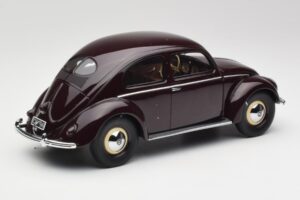 Volkswagen Beetle Ruby Červený Minichamps 1:18 107054002 Pryskyřice – obrázek 2 z 6