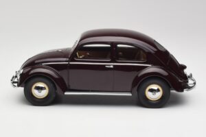 Volkswagen Beetle Ruby Červený Minichamps 1:18 107054002 Pryskyřice – obrázek 3 z 6
