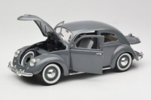 Volkswagen Export Sedan Agave Grey Maisto 1:18 100299 Kov – obrázek 2 z 8