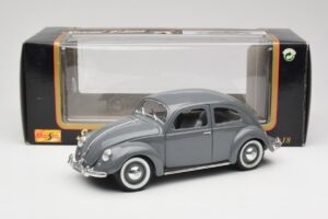 Volkswagen Export Sedan Agave Grey Maisto 1:18 100299 Kov – obrázek 8 z 8