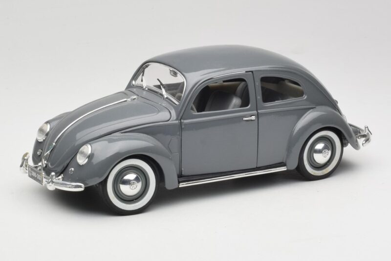 Volkswagen Export Sedan Agave Grey Maisto 1:18 100299 Kov