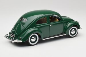 Volkswagen Export Sedan Beryl Zelený Maisto 1:18 31820 Kov – obrázek 3 z 8