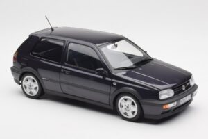 Volkswagen Golf Mk3 VR6 Fialový Metalická Norev 1:18 188417 Kov – obrázek 7 z 8