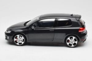 Volkswagen Golf Mk6 GTI Šedý Metalická Norev 1:18 188503 Kov – obrázek 4 z 7