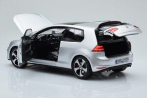 Volkswagen Golf GTI Mk7 Reflex Stříbrný Norev 1:18 188551 Kov – obrázek 5 z 8