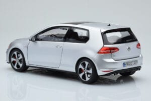 Volkswagen Golf GTI Mk7 Reflex Stříbrný Norev 1:18 188551 Kov – obrázek 7 z 8