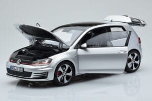 Volkswagen Golf GTI Mk7 Reflex Stříbrný Norev 1:18 188551 Kov – obrázek 2 z 8