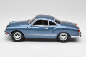 Volkswagen Karmann Ghia Coupe Neptune Modrý Minichamps 1:18 155054022 Kov – obrázek 3 z 6