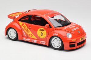 Volkswagen New Beetle Cup Bburago 1:18 3329 Kov – obrázek 6 z 8