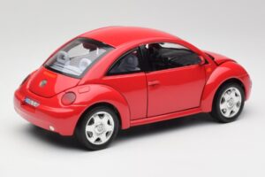 Volkswagen New Beetle Červený Bburago 1:18 3342 Kov – obrázek 3 z 8