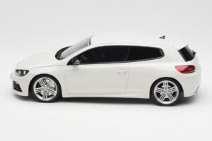 Volkswagen Scirocco Mk3 R Phase 1 Bílý Otto 1:18 OT1090 Pryskyřice – obrázek 3 z 6