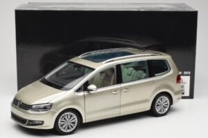 Volkswagen Sharan 7N Reflex Stříbrná Metalíza Minichamps 1:18 110051002 Kov – obrázek 8 z 8