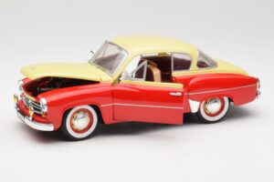 Wartburg 311 Coupe Červený & Béžový Revell 1:18 8418 Kov – obrázek 2 z 8